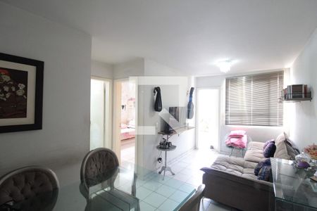 Sala de apartamento para alugar com 2 quartos, 60m² em Parque São Pedro, Belo Horizonte