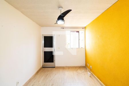 Sala de apartamento para alugar com 2 quartos, 44m² em Inhoaíba, Rio de Janeiro