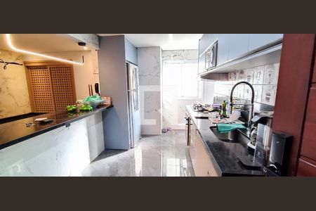 Cozinha de apartamento à venda com 3 quartos, 120m² em Jardim Maria Rosa, Taboão da Serra