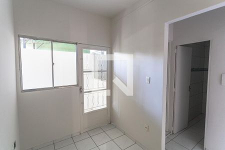 Sala de kitnet/studio para alugar com 1 quarto, 45m² em Maria Virgínia, Belo Horizonte