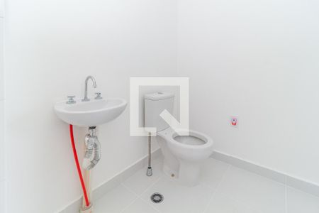 Banheiro de kitnet/studio à venda com 1 quarto, 28m² em Vila Aricanduva, São Paulo