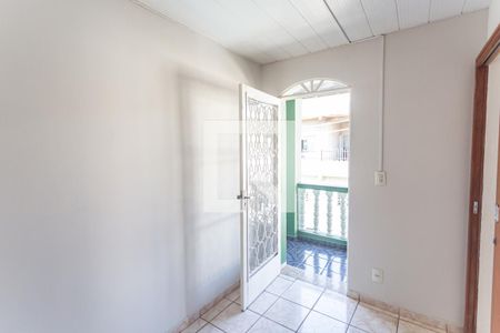 Sala 1 de kitnet/studio para alugar com 3 quartos, 90m² em Maria Virgínia, Belo Horizonte