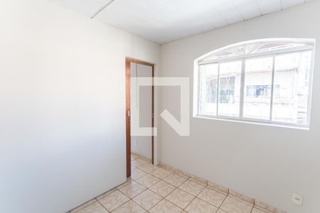 Quarto 1 de kitnet/studio para alugar com 3 quartos, 90m² em Maria Virgínia, Belo Horizonte