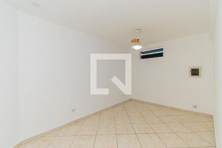 Quarto 2 de casa para alugar com 2 quartos, 120m² em Jardim Imperador (zona Leste), São Paulo