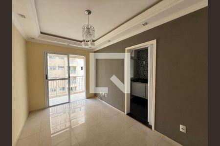 Sala de apartamento para alugar com 2 quartos, 56m² em Conjunto Residencial Nova Paisagem , Suzano