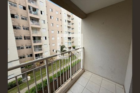 Varanda da Sala de apartamento para alugar com 2 quartos, 56m² em Conjunto Residencial Nova Paisagem , Suzano