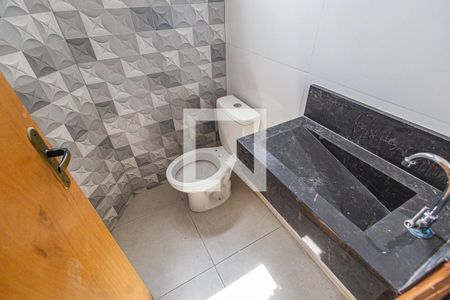 Lavabo de casa à venda com 3 quartos, 125m² em Copacabana, Belo Horizonte