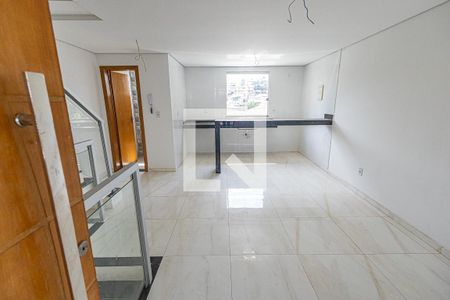 Sala de casa à venda com 3 quartos, 125m² em Copacabana, Belo Horizonte