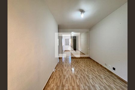 Sala de apartamento para alugar com 2 quartos, 55m² em Vila Scarpelli, Santo André