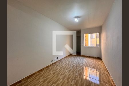 Sala de apartamento para alugar com 2 quartos, 55m² em Vila Scarpelli, Santo André