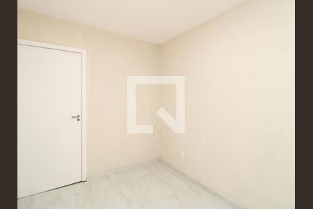 Quarto 1 de apartamento para alugar com 2 quartos, 45m² em Vila Santos, São Paulo