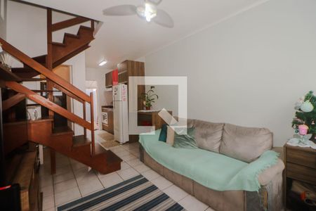 Sala de casa de condomínio à venda com 2 quartos, 84m² em Morro Santana, Porto Alegre