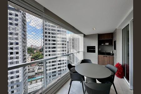 Varanda  de apartamento à venda com 3 quartos, 120m² em Jardim das Acacias, São Paulo