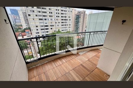 varanda de apartamento para alugar com 2 quartos, 74m² em Pinheiros, São Paulo