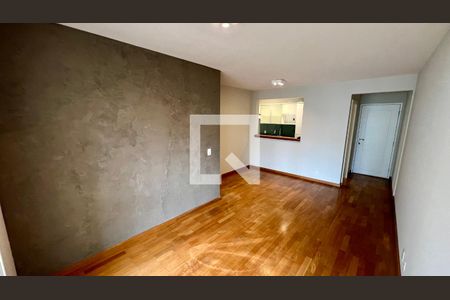 Sala de apartamento para alugar com 2 quartos, 74m² em Pinheiros, São Paulo