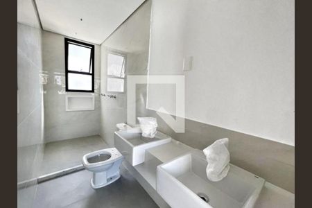 Apartamento à venda com 159m², 3 quartos e 2 vagas Apartamento à venda com 159m², 3 quartos e 2 vagasBanheiro 2