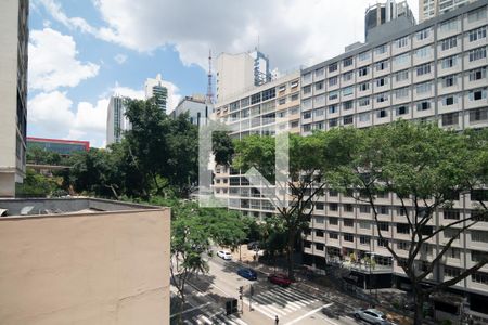 Vista Sala de apartamento para alugar com 2 quartos, 50m² em Bela Vista, São Paulo