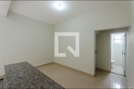 Sala de casa de condomínio para alugar com 1 quarto, 39m² em Vila Marina, São Paulo