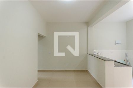 Sala de casa de condomínio para alugar com 1 quarto, 39m² em Vila Marina, São Paulo