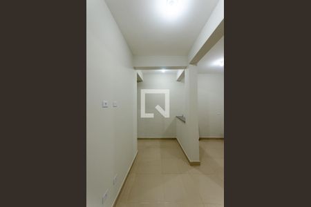 Sala de casa de condomínio para alugar com 1 quarto, 34m² em Vila Marina, São Paulo