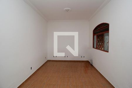 Sala  de casa para alugar com 3 quartos, 300m² em Santa Cruz, Belo Horizonte