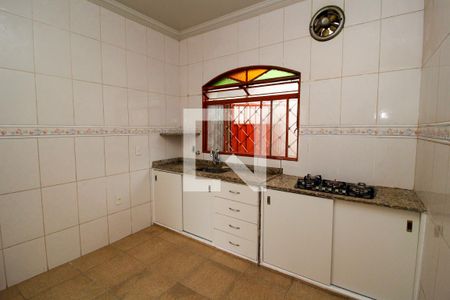 Cozinha  de casa para alugar com 3 quartos, 300m² em Santa Cruz, Belo Horizonte