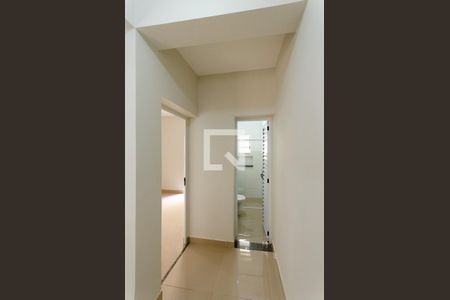 Corredor de casa de condomínio para alugar com 1 quarto, 34m² em Vila Marina, São Paulo