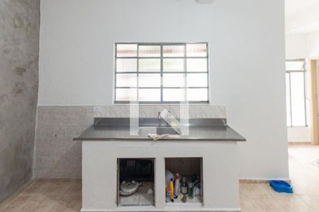 Sala e Cozinha  de casa para alugar com 1 quarto, 60m² em Parque Vitoria, São Paulo