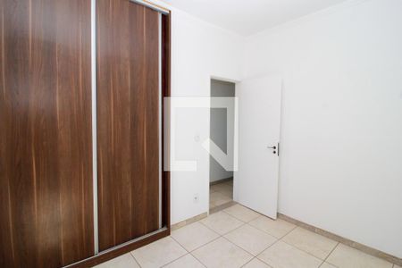 Quarto 2 de apartamento à venda com 2 quartos, 65m² em Santo Antônio, Belo Horizonte