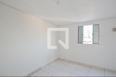 Sala/Quarto de casa para alugar com 1 quarto, 40m² em Jardim Olavo Bilac, São Bernardo do Campo