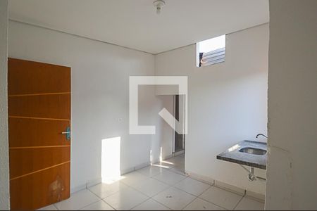 Cozinha de casa para alugar com 1 quarto, 40m² em Jardim Olavo Bilac, São Bernardo do Campo