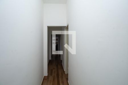 Corredor de apartamento à venda com 5 quartos, 150m² em Floresta, Belo Horizonte