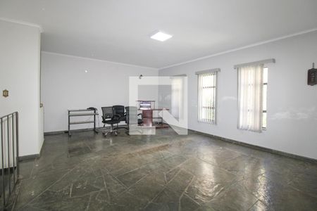 Sala de estar de casa para alugar com 3 quartos, 309m² em Jardim Flamboyant, Campinas