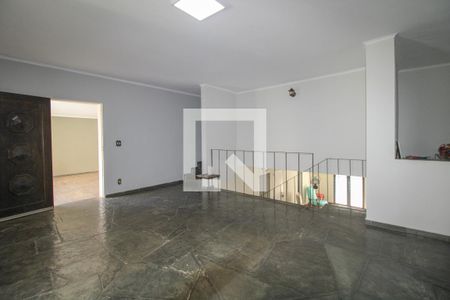 Sala de estar de casa para alugar com 3 quartos, 309m² em Jardim Flamboyant, Campinas