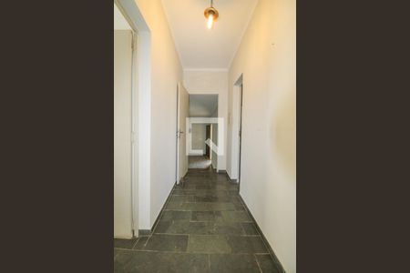 Corredor de casa para alugar com 3 quartos, 309m² em Jardim Flamboyant, Campinas