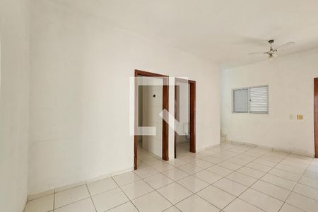 Sala de apartamento para alugar com 2 quartos, 75m² em Jardim Virginia, Guarujá