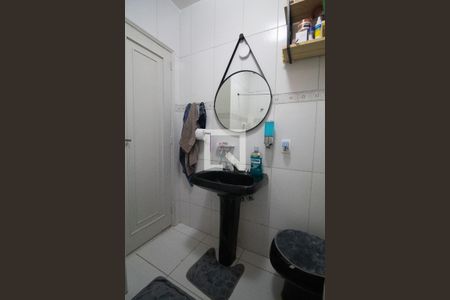 Banheiro social de apartamento à venda com 1 quarto, 47m² em Copacabana, Rio de Janeiro