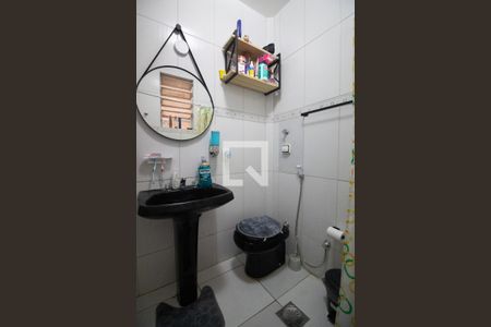 Banheiro social de apartamento à venda com 1 quarto, 47m² em Copacabana, Rio de Janeiro