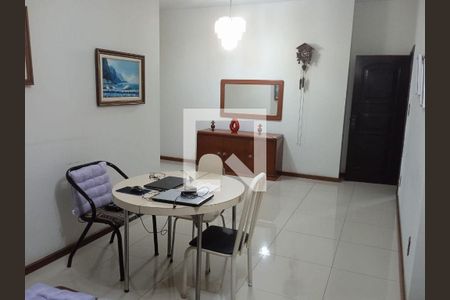 Casa à venda com 3 quartos, 300m² em Itaipu, Niterói