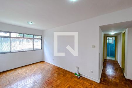 Sala de apartamento para alugar com 2 quartos, 75m² em Água Rasa, São Paulo