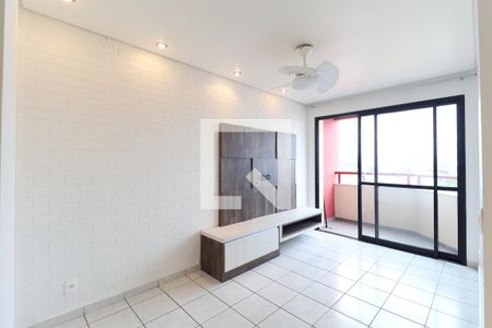 Sala de apartamento à venda com 3 quartos, 70m² em Vila Gustavo, São Paulo