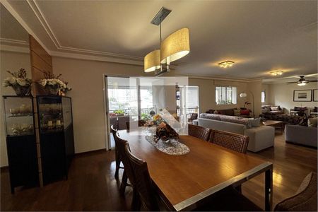 Apartamento à venda com 3 quartos, 172m² em Vila Romana, São Paulo