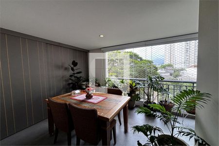 Apartamento à venda com 3 quartos, 172m² em Vila Romana, São Paulo