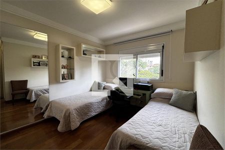 Apartamento à venda com 3 quartos, 172m² em Vila Romana, São Paulo