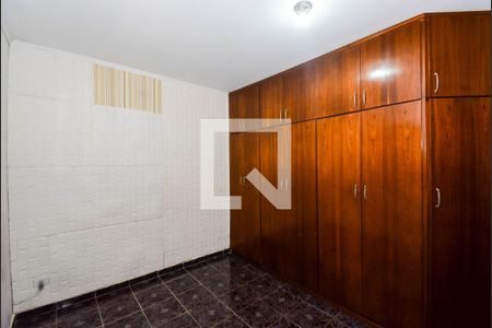 Quarto 2 - Suíte de casa para alugar com 3 quartos, 200m² em Vila Rio de Janeiro, Guarulhos