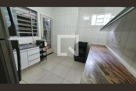 Foto 05 de casa à venda com 3 quartos, 180m² em Vila Congonhas, São Paulo