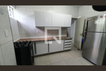 Foto 06 de casa à venda com 3 quartos, 180m² em Vila Congonhas, São Paulo