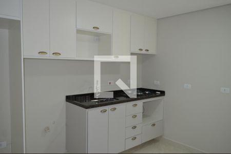 Cozinha de apartamento para alugar com 1 quarto, 30m² em Vila Monumento, São Paulo