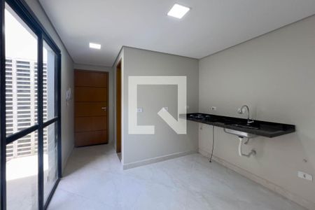 Sala e cozinha de apartamento para alugar com 2 quartos, 40m² em Vila Monumento, São Paulo