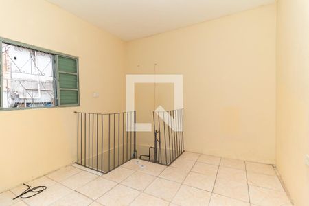 Quarto 1 de casa para alugar com 2 quartos, 45m² em Jardim Nazareth, São Paulo